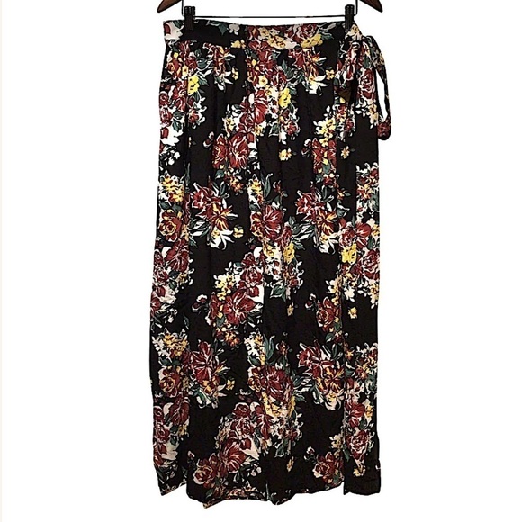 🔥SIMONS floral maxi skirt 💞 - Picture 1 of 2